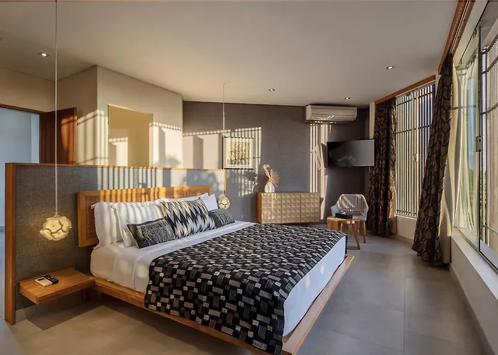 La Maison D'ulysse - Luxury 4-bedroom With Pool In Canggu 别墅 *