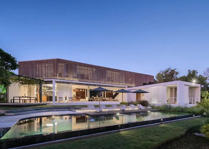 别墅 La Maison D'ulysse - Luxury 4-bedroom With Pool In Canggu