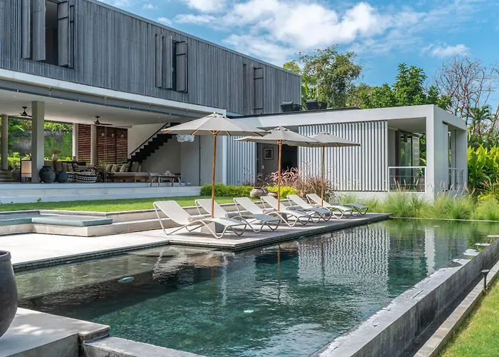 La Maison D'ulysse - Luxury 4-bedroom With Pool In Canggu